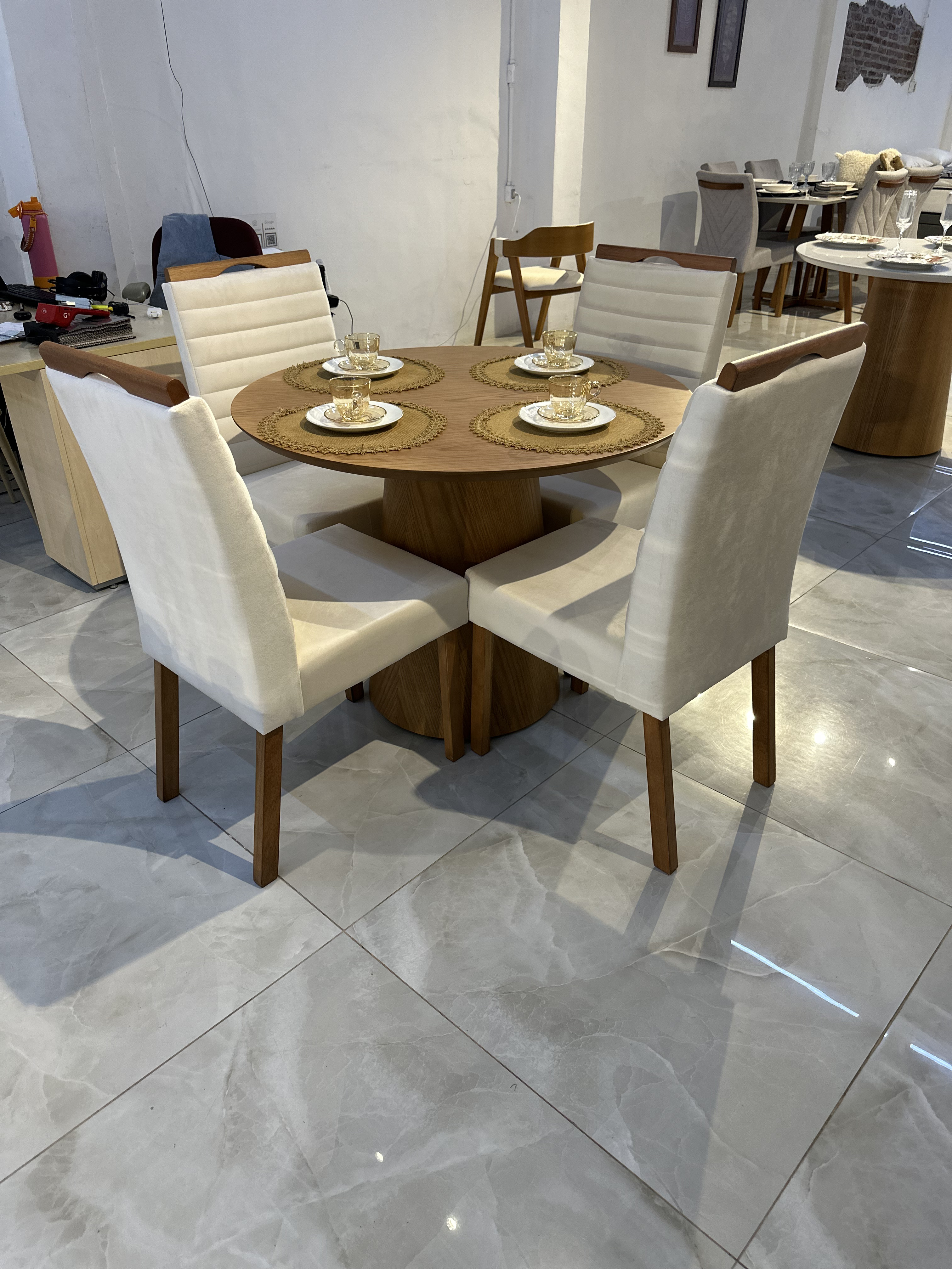Mesa Havena Laminado com Cadeira Itália Off