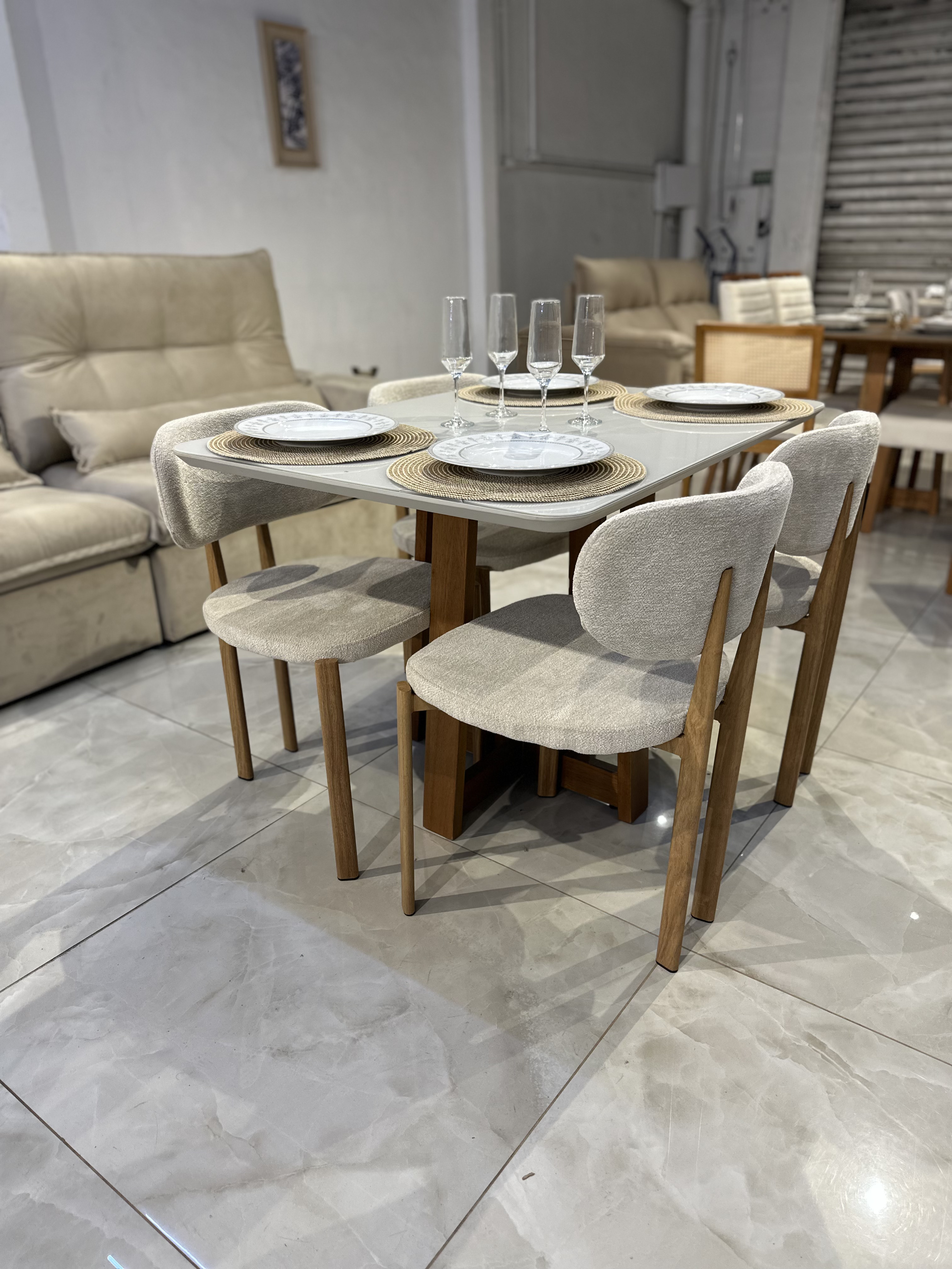 Mesa Melisa com Cadeira Siena